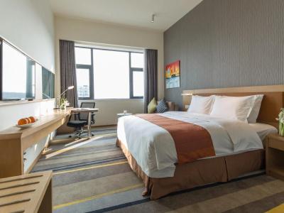 Holiday Inn Express Chengdu Huanhuaxi, An Ihg - 2