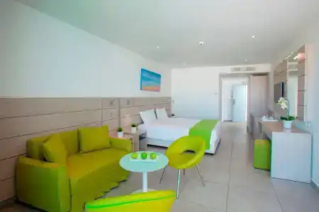 Limanaki Beach & Suites - 125