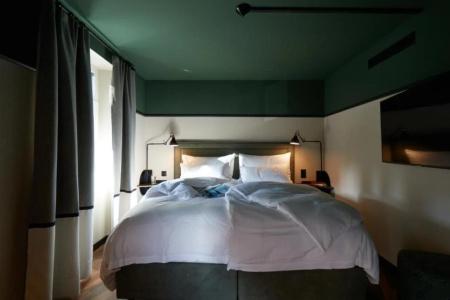 Boutique Josef - 2