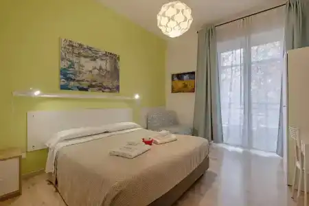 Damiani & Sister Guesthouse - 19