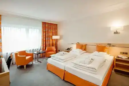 Bayerischer Hof - 38