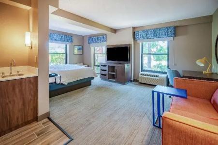 Hampton Inn-Medical Park - 74