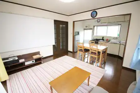 l-Base - 5