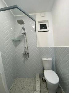 Niniko Shampriani Guest House - 7