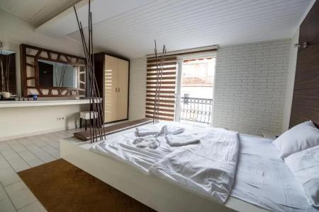 Element Suites - 50
