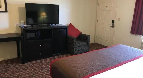 High Five Inn - 6
