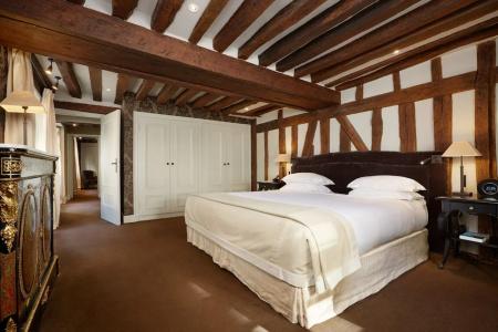 Le Pavillon de la Reine & Spa - Small Luxurys of the World - 121