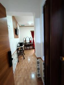 Jessica Flat , Holiday and Business - 107