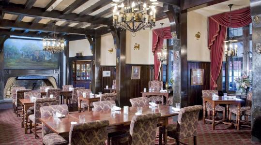 Red Coach Inn - 20