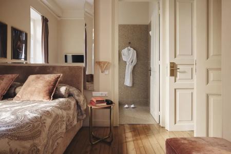 Bohemian Suites Athens - 56