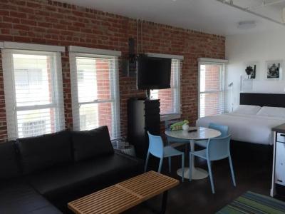 Venice Breeze Suites - 62