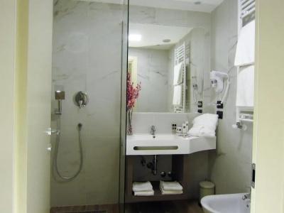 iHs Milano Bocconi - 16