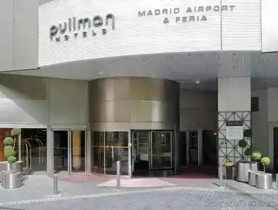 Pullman Madrid Airport & Feria - 0