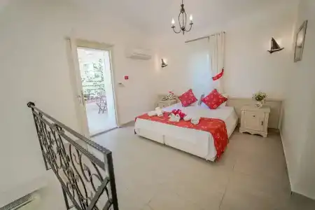 Alacati Marina Palace - 33