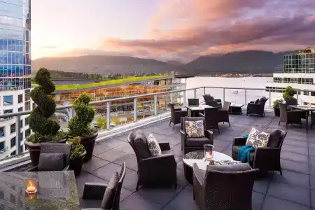 Fairmont Waterfront - 15