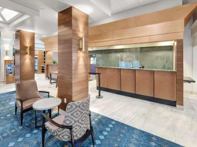 Embassy Suites by Hilton Will Rogers Airport - 1