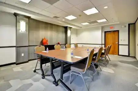 Hyatt Place Uptown - 15