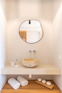 Pyrgos Blue - 115