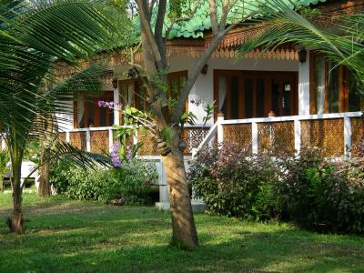 Ruen Thai Rim Haad - 11