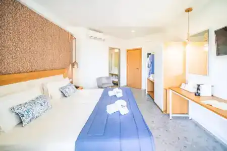 Aeolos Beach - 42