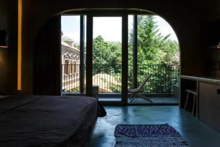 Life Gallery - 128