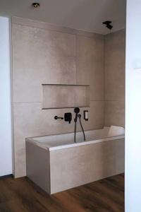 Sombea - 6