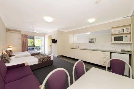 Benson Court - 5