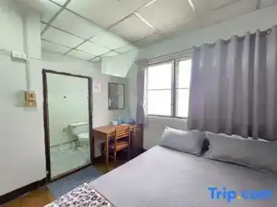 Tapae Inn - 73