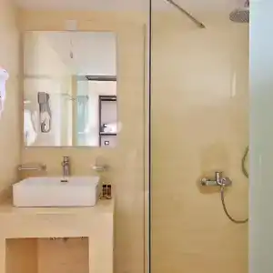 Koukounaria & Suites - 32