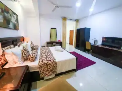 Romance Hills - 159