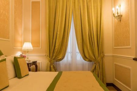 Bernini Palace - 33