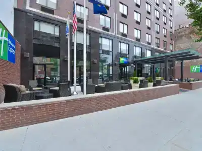 Holiday Inn Express Manhattan Midtown West, An Ihg - 0