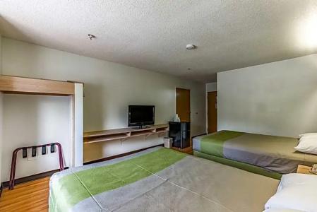 6-Charlotte, NC - University - 16