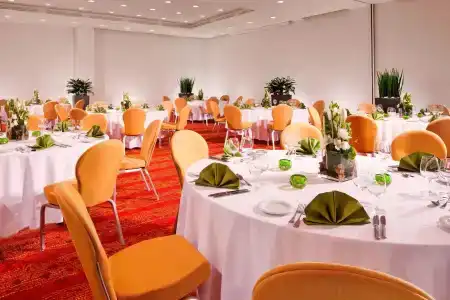 Courtyard by Marriott Budapest City Center - 23