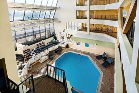 The Atrium Resort By Vsa Resorts - 40