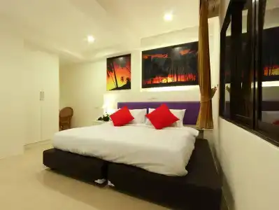 Armoni Patong Beach - 3
