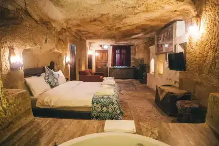 Tale Cave In - 113