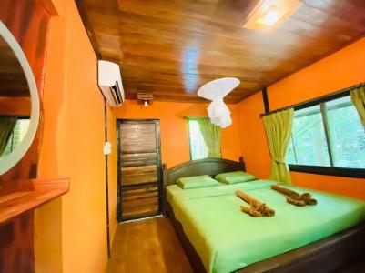 Khao sok tree house resort - 78