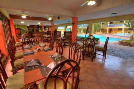 Acuarium Suite Resort - 15