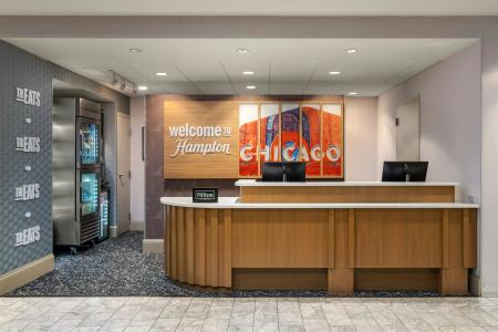 Hampton Inn Majestic Chicago Theatre District - 15