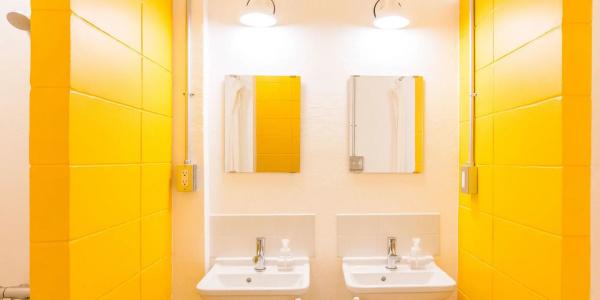 Seawall Hostel - 29