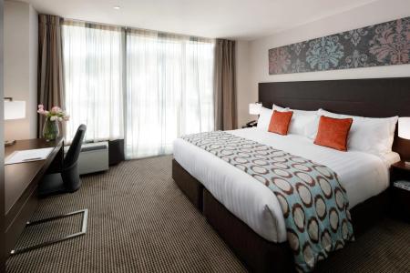 Rydges - 69