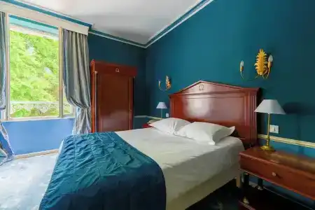 Hôtel Les Maréchaux - 30