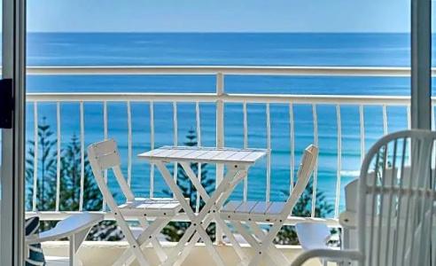 2nd Avenue Beachside - 180