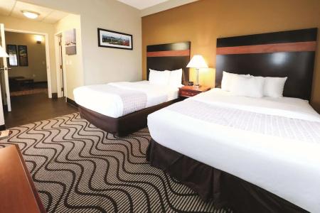 La Quinta Inn by Wyndham near Cedar Point - 53