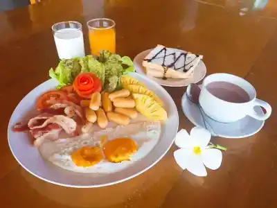 Lamphurai Riverside Resort and Spa - 8