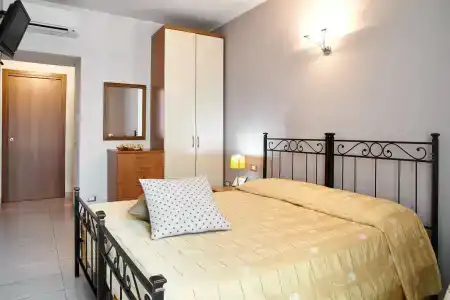 Antico Borgo - 1