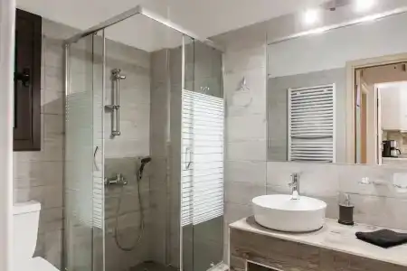 Nicholas Point and Rooms - 153