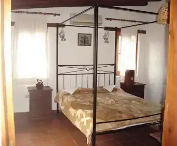 Linos Inn - 45