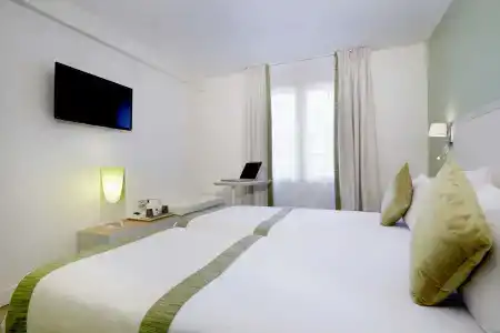 Kyriad Paris 18 - Porte de Clignancourt - Montmartre - 66